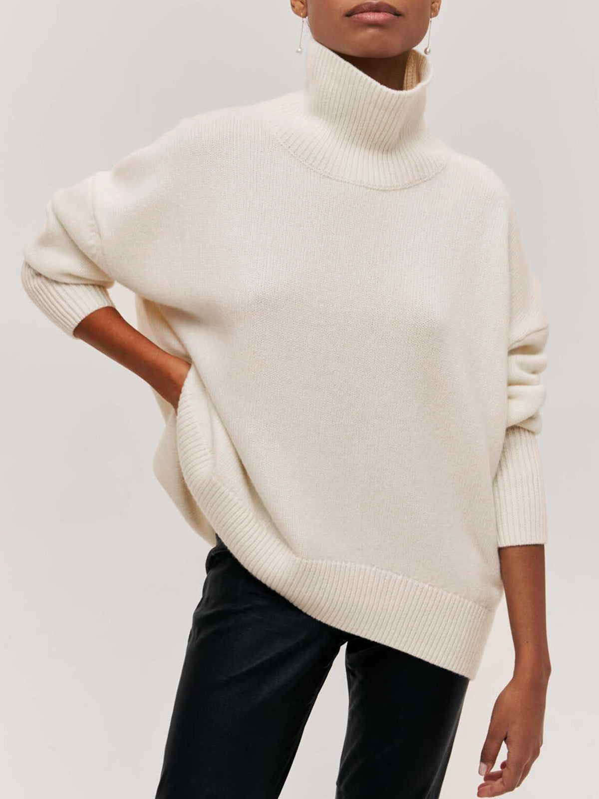 Cloudless Sky Turtleneck Oversized Sweater Cloudless Sky Turtleneck Oversized Sweater