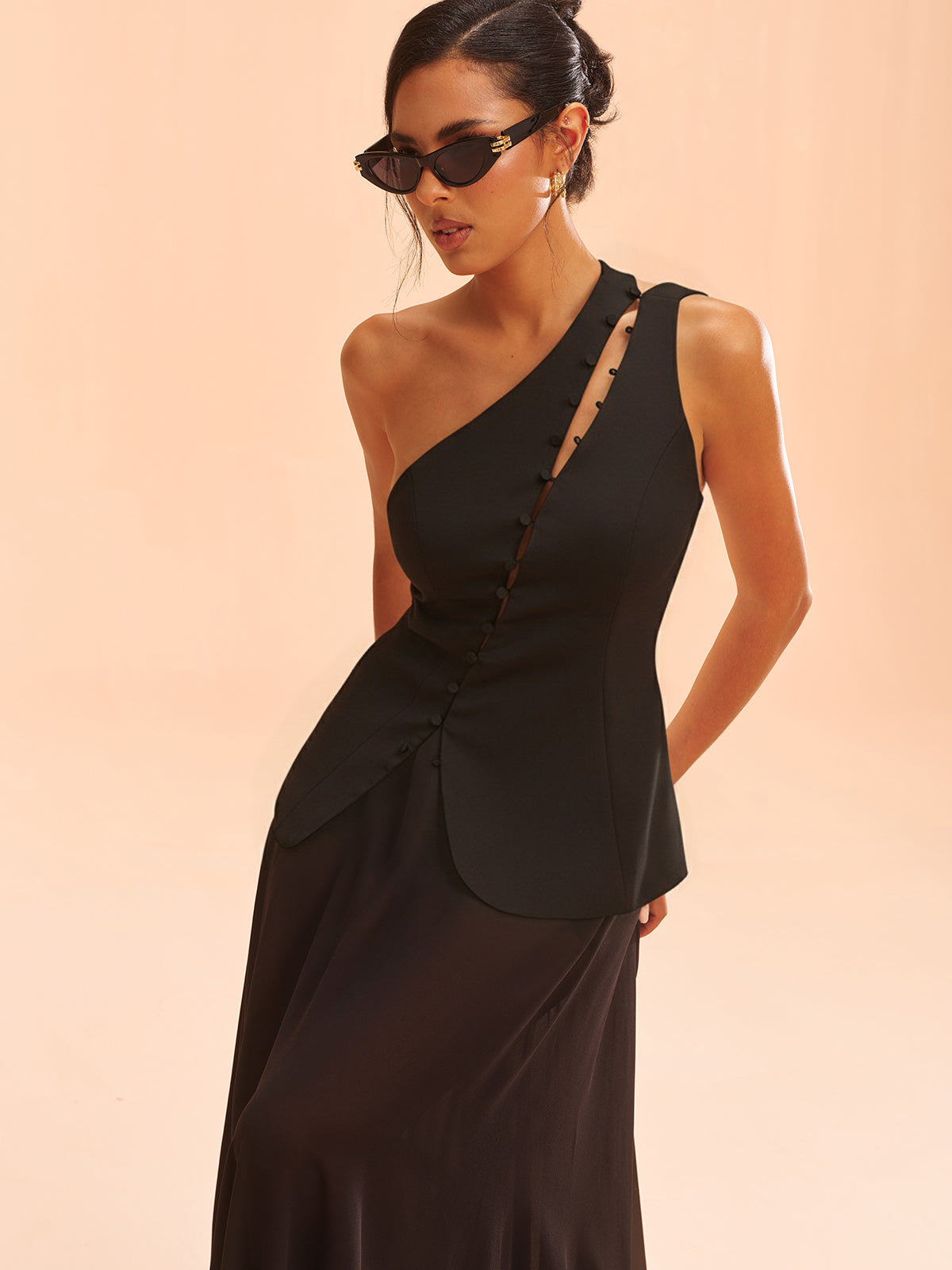 One-Shoulder Asymmetric Button Vest One-Shoulder Asymmetric Button Vest