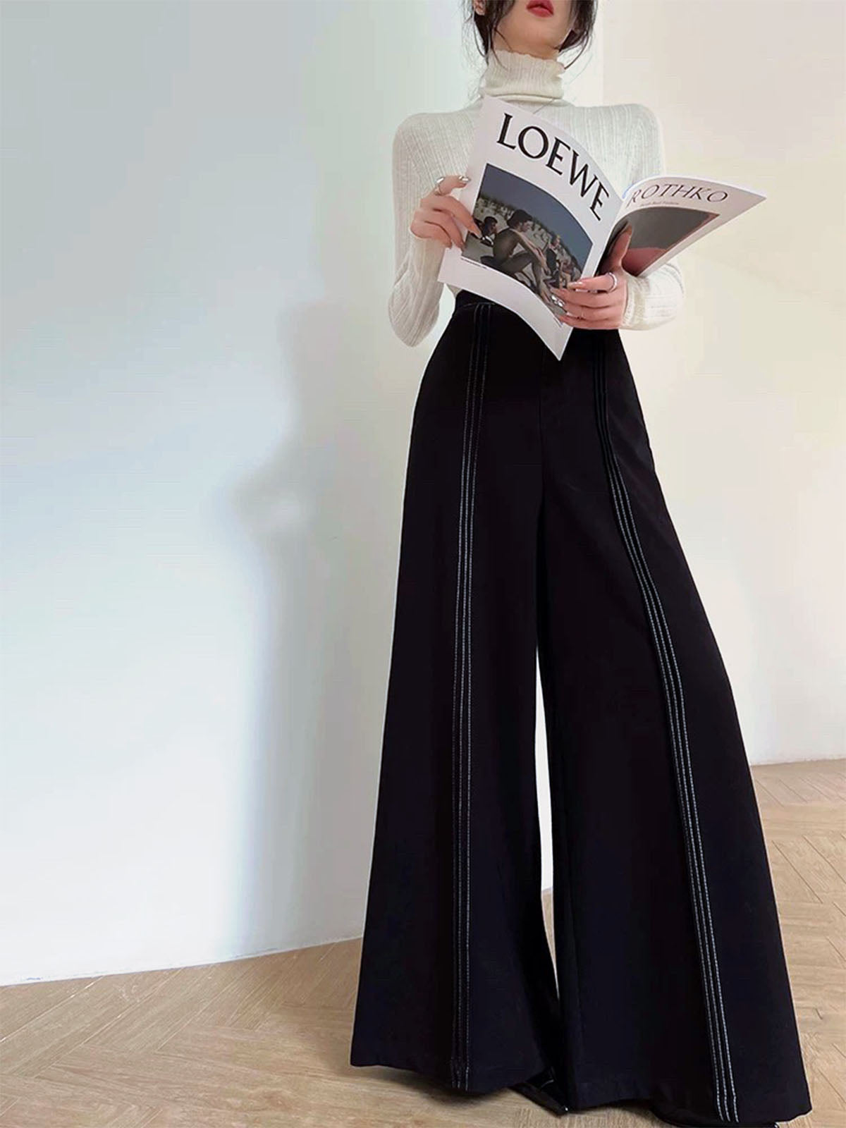 Contrast Bars Wide-Leg Flare Pants Contrast Bars Wide-Leg Flare Pants