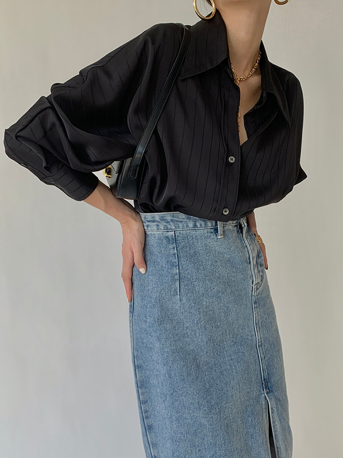 Charlotte Oversized Button Up Collared Shirt Charlotte Oversized Button Up Collared Shirt