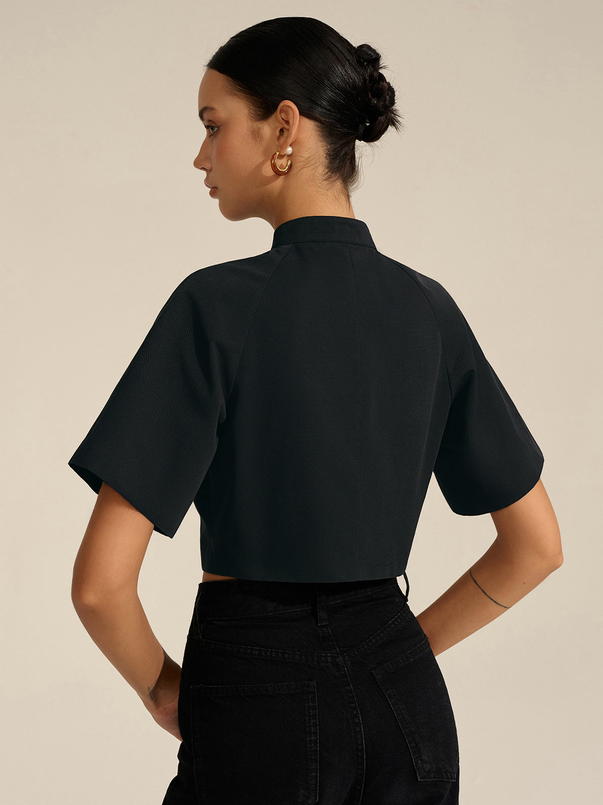 Metal Decor Cropped Blouse Metal Decor Cropped Blouse