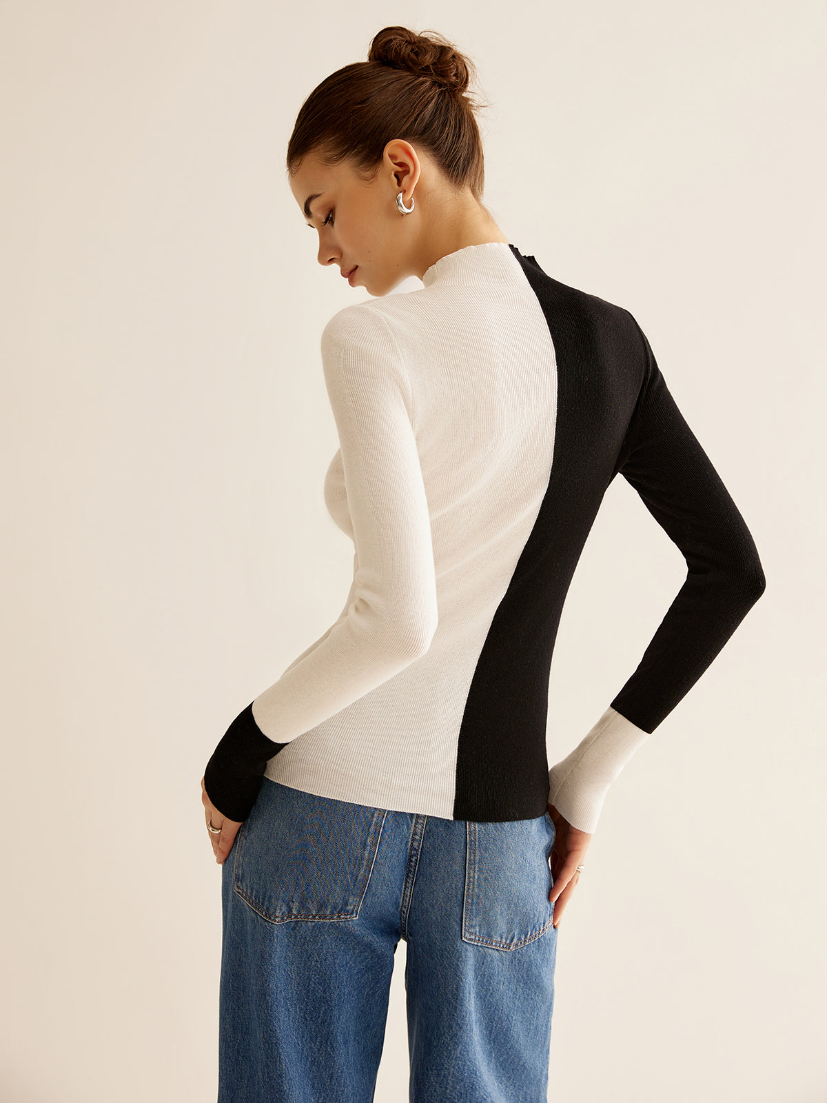 Wool-Blend Two Tone Skinny Knit Top Wool-Blend Two Tone Skinny Knit Top
