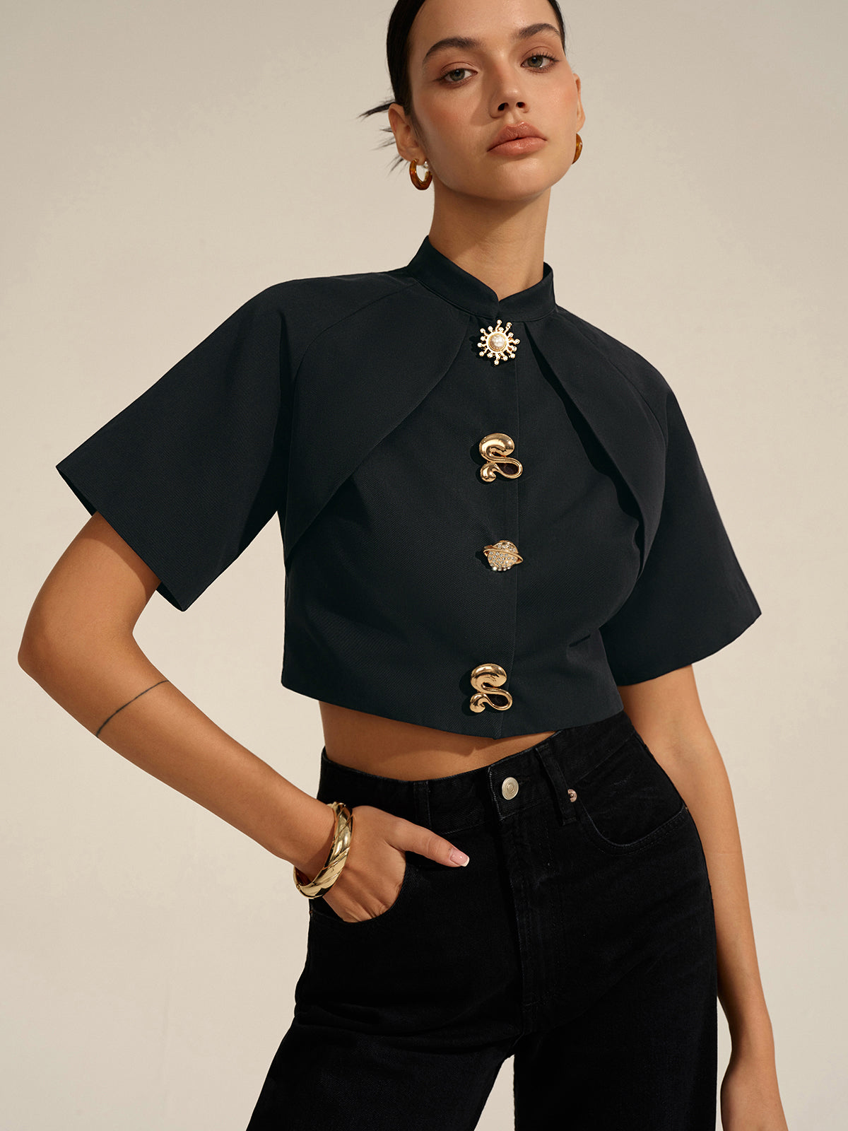 Metal Decor Cropped Blouse Metal Decor Cropped Blouse