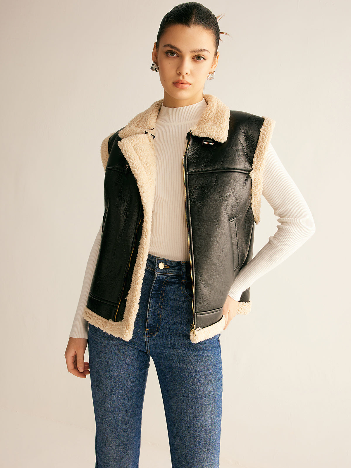 Teddy Lined PU Leather Vest Teddy Lined PU Leather Vest