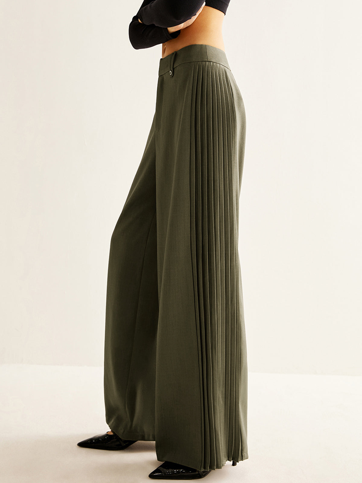 Side Pleated Wide-Leg Pants Side Pleated Wide-Leg Pants