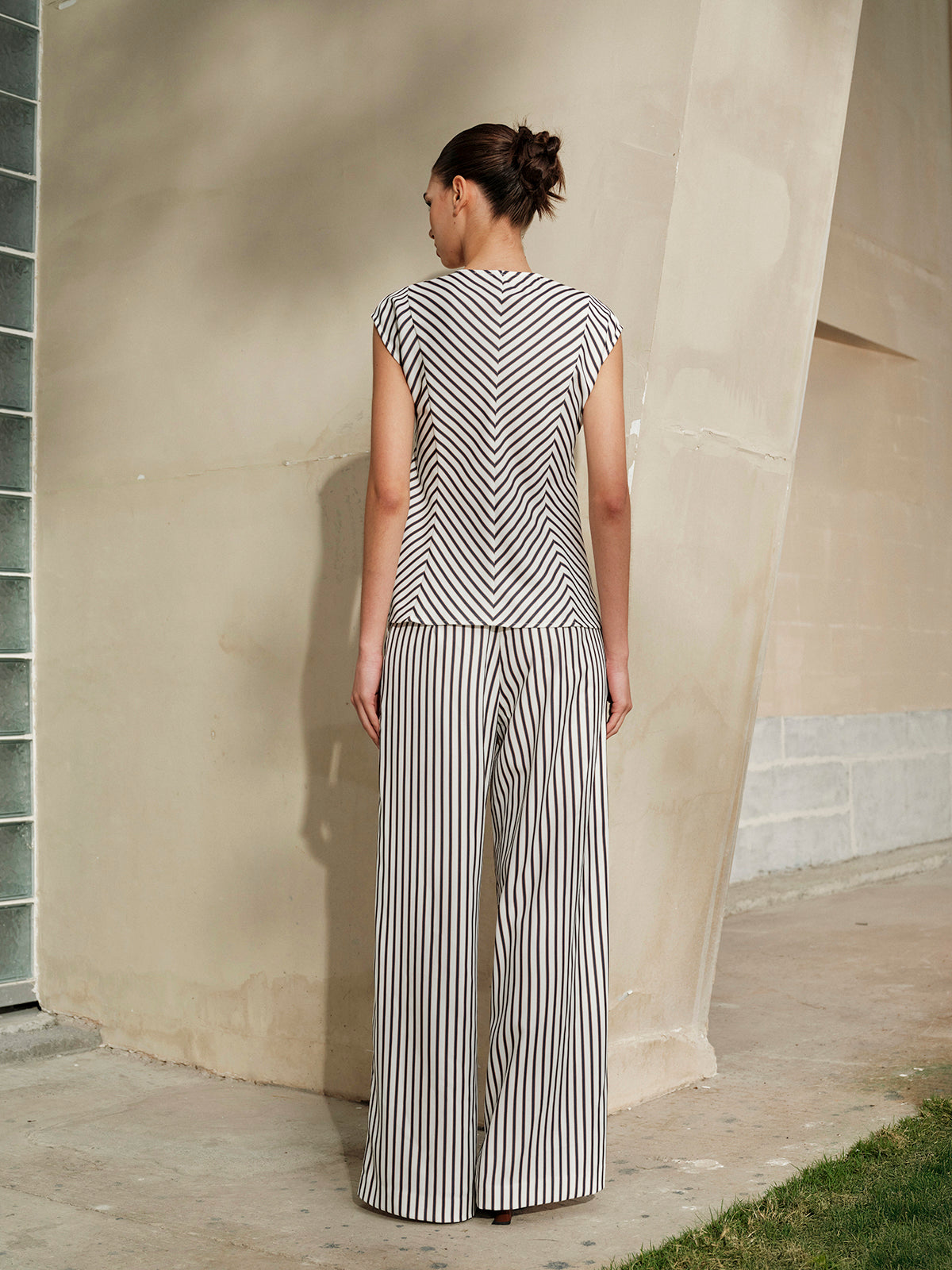 Striped Metal Round-Neck Shirt With Belt Striped Metal Round-Neck Shirt With Belt
