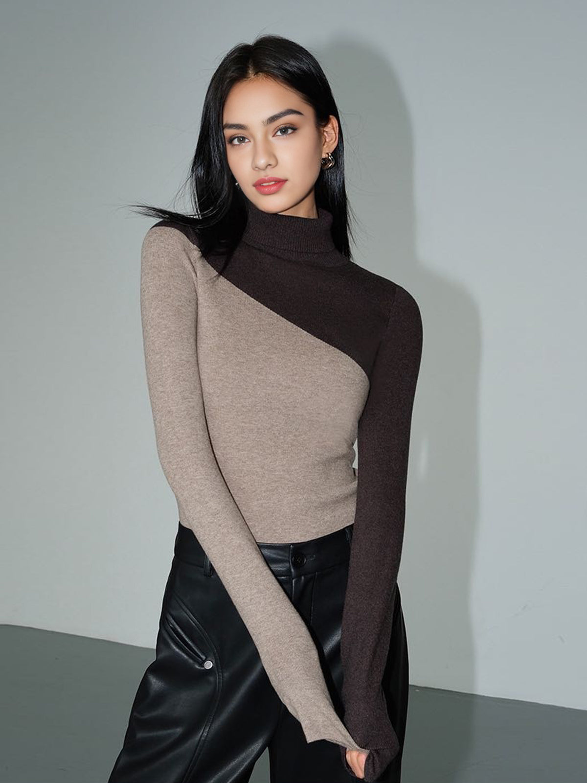 Asymmetric Patchwork Long Sleeve Mock Neck Knit Top Asymmetric Patchwork Long Sleeve Mock Neck Knit Top