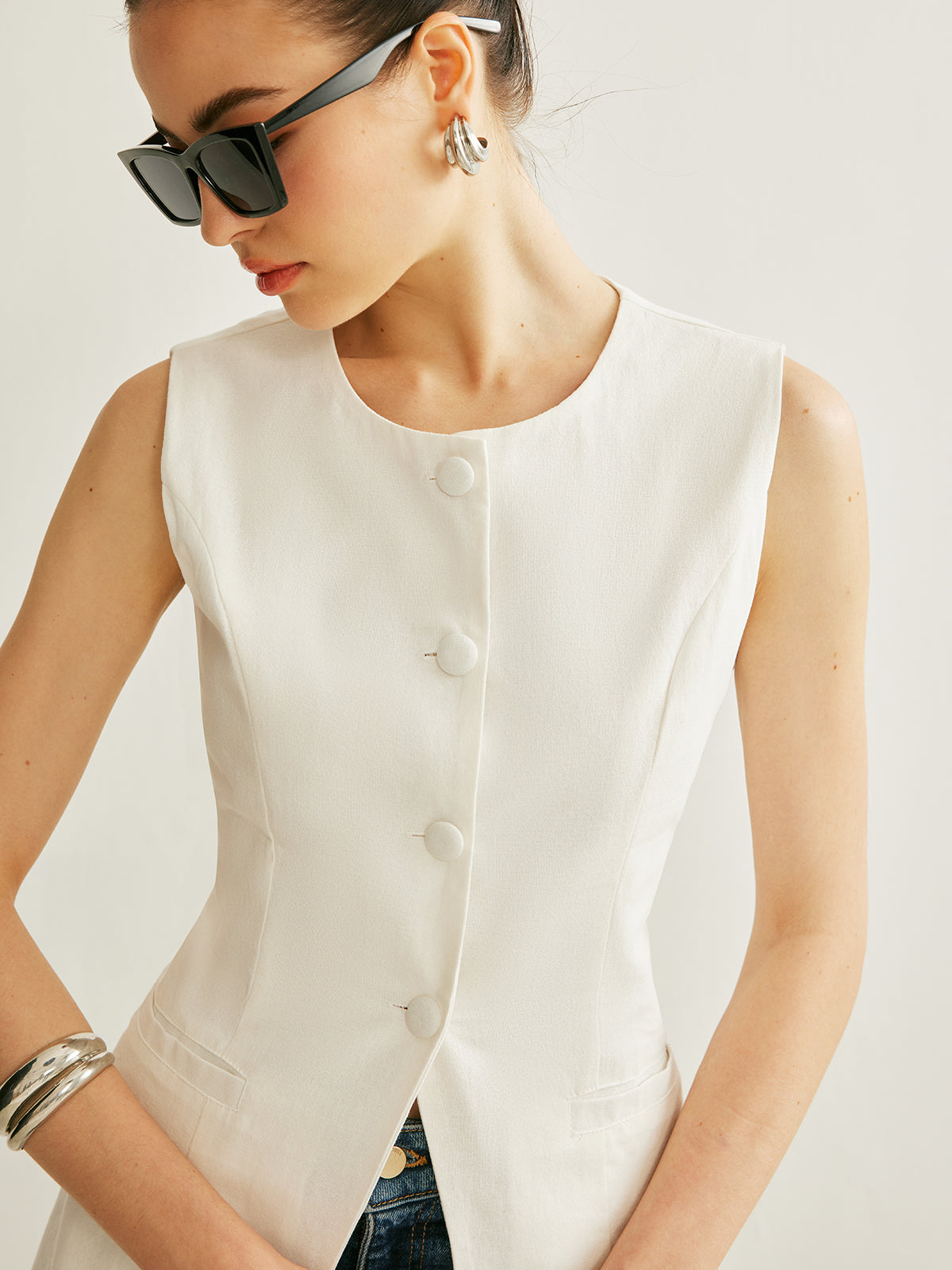 Button Detail Sleeveless Vest Button Detail Sleeveless Vest