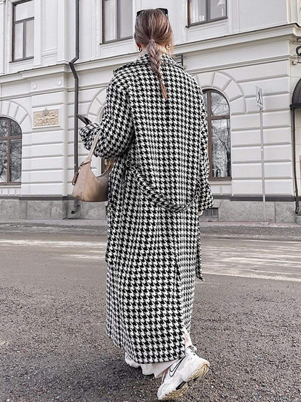 Oversized Houndstooth Tweed Trench Coat Oversized Houndstooth Tweed Trench Coat