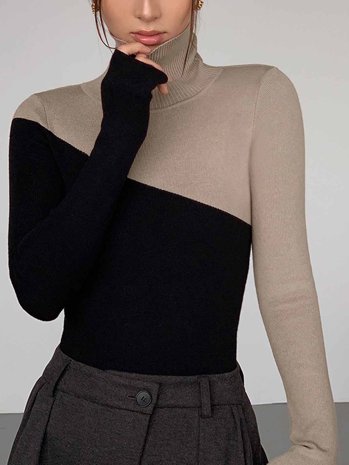 Asymmetric Patchwork Long Sleeve Mock Neck Knit Top Asymmetric Patchwork Long Sleeve Mock Neck Knit Top