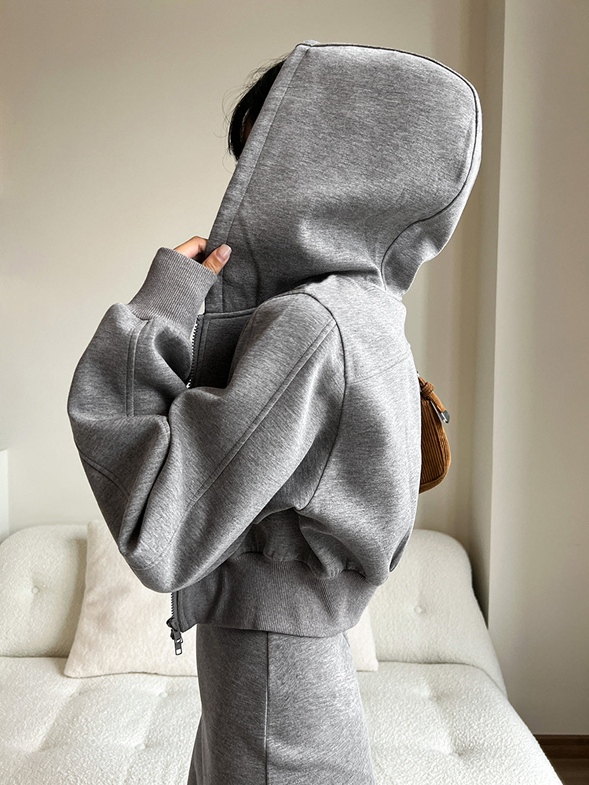Solid Long Sleeve Zip Crop Hoodie Solid Long Sleeve Zip Crop Hoodie